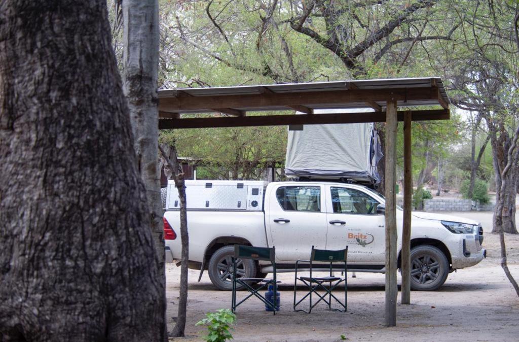 Sitatunga Campsite Maun Esterno foto